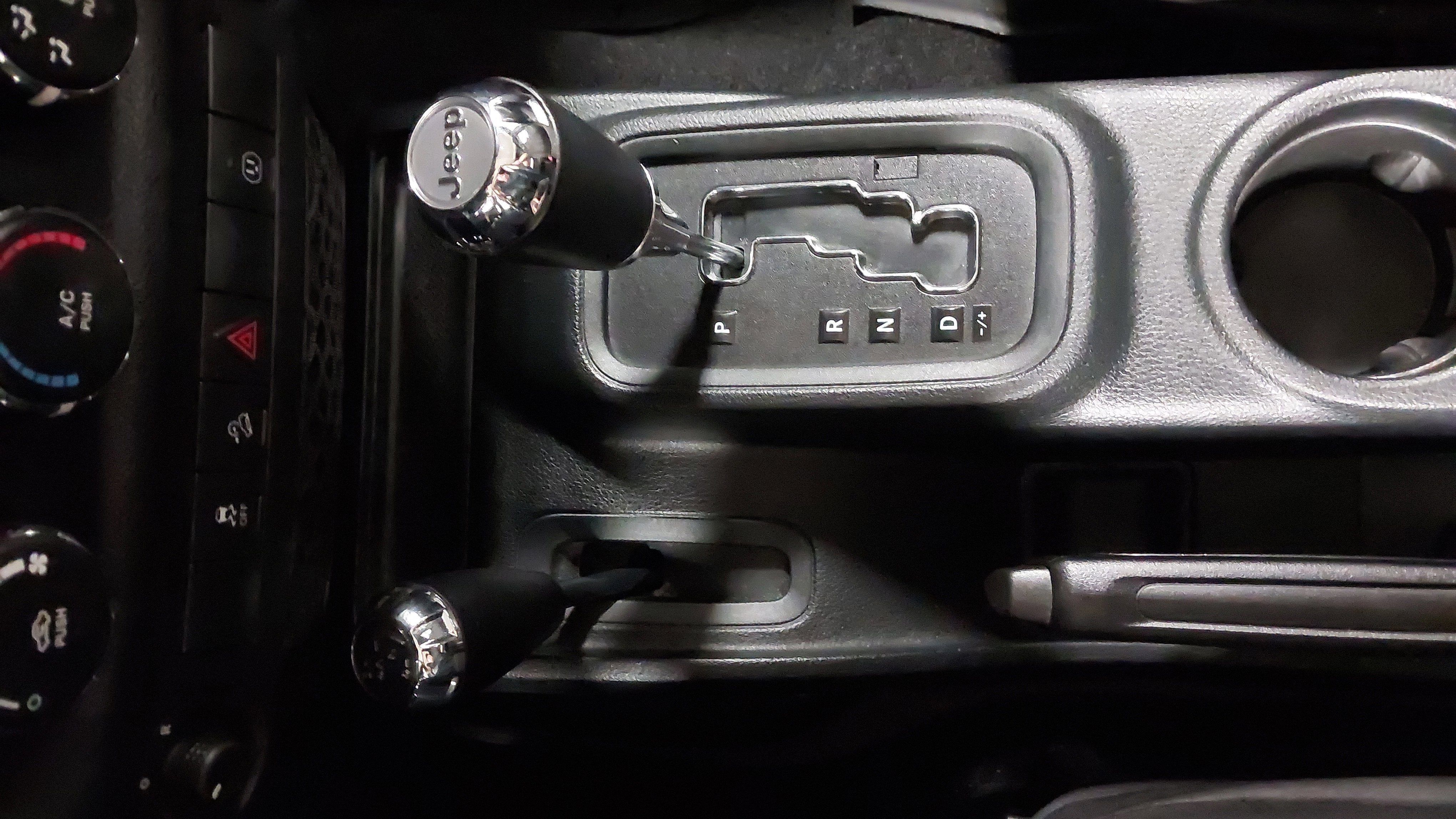 2018 Jeep Wrangler JK Unlimited Sahara 4x4