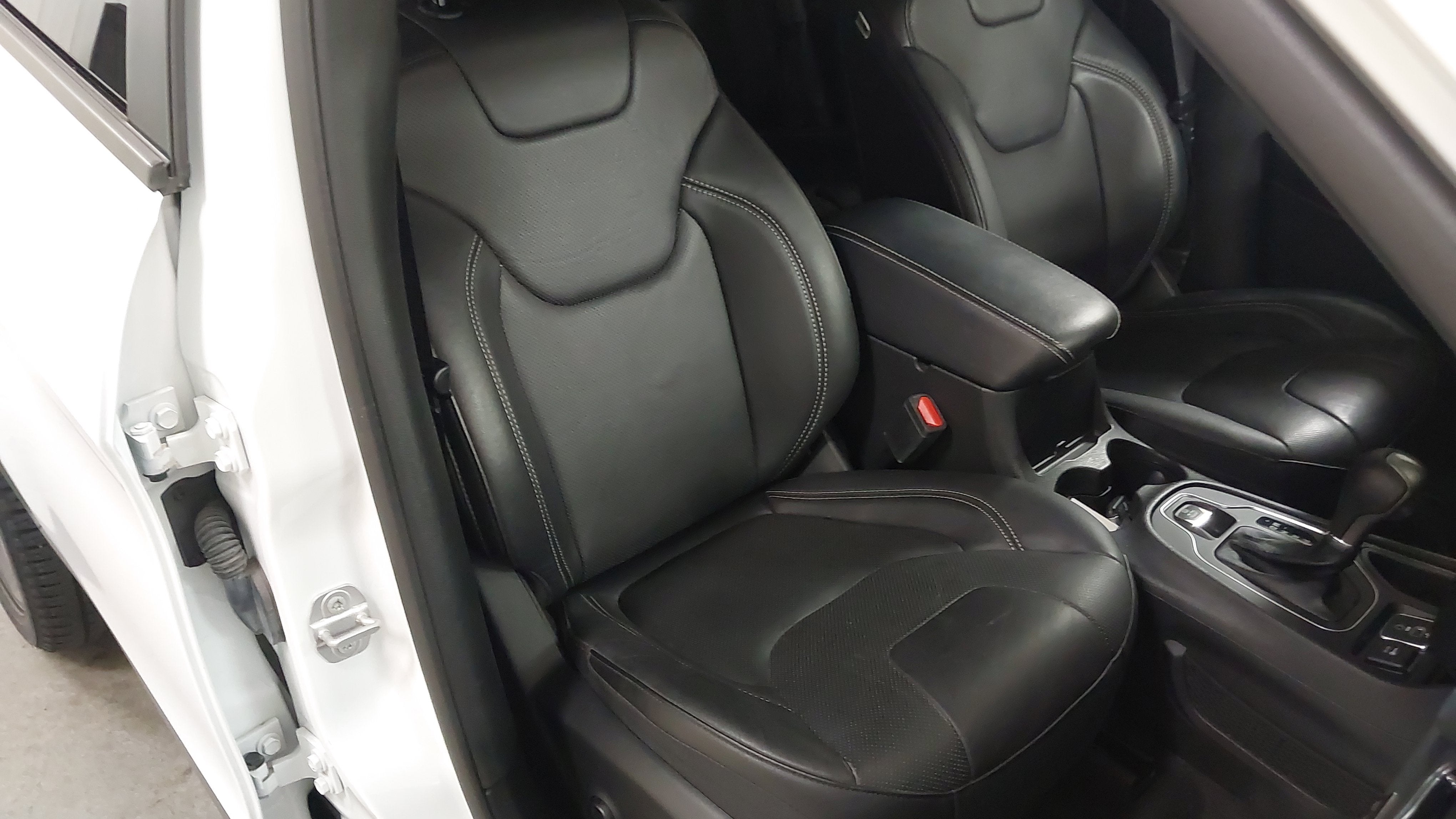 2021 Jeep Cherokee 80th Anniversary FWD