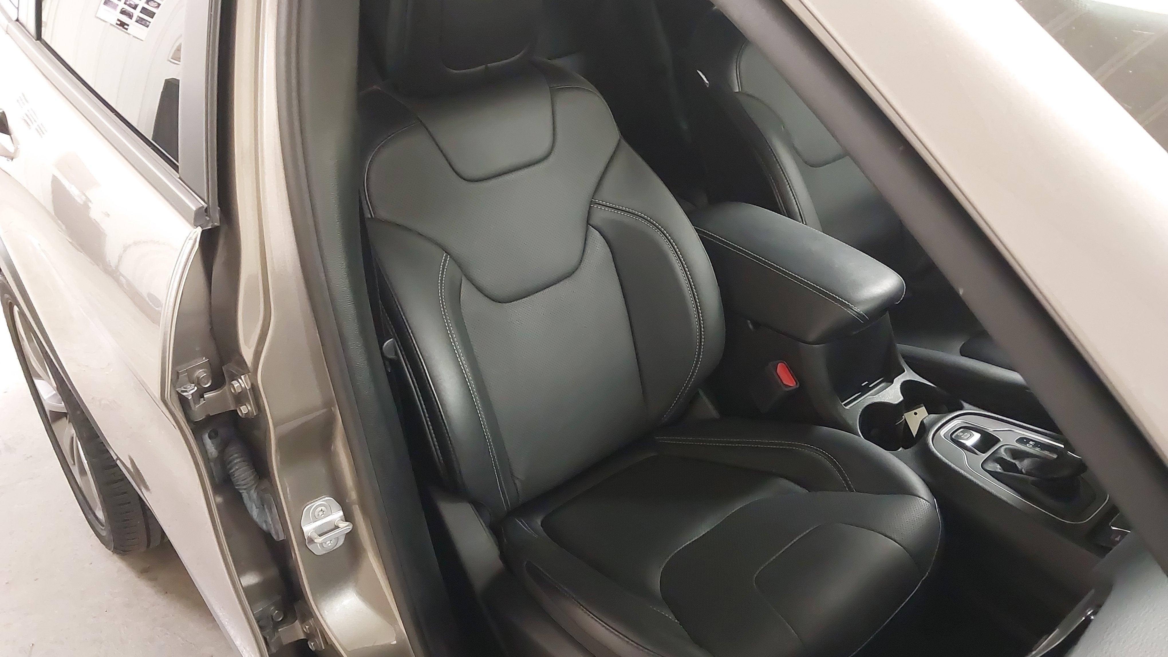 2021 Jeep Cherokee 80th Anniversary 4x4