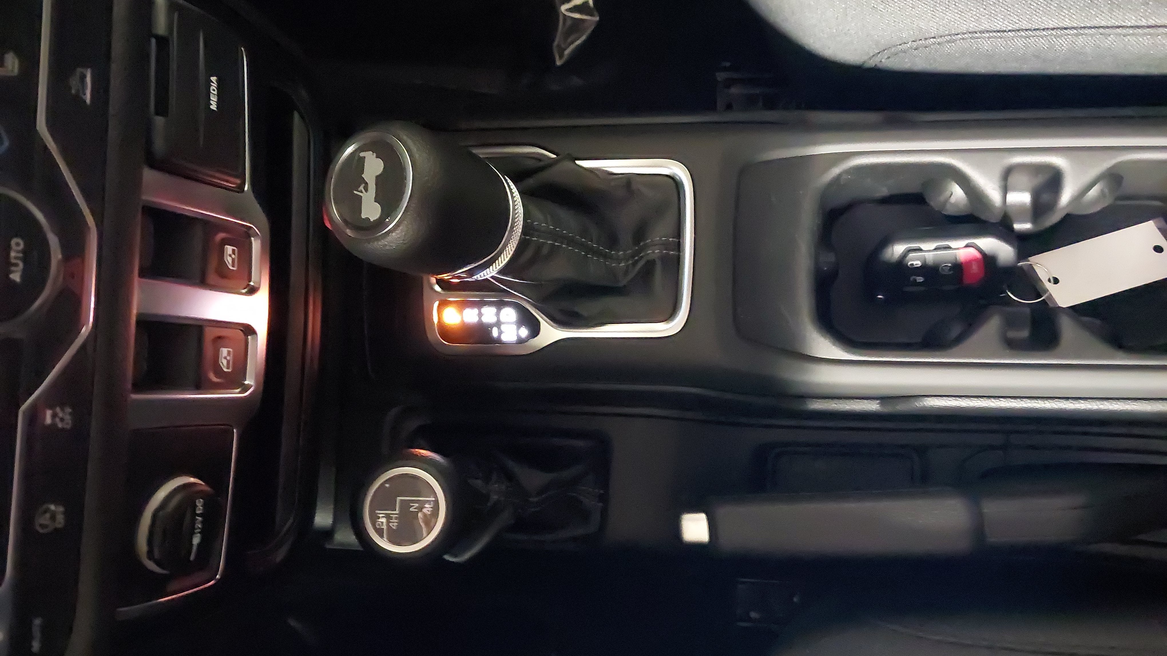 2027 Jeep Wrangler WRANGLER 2-DOOR SPORT S
