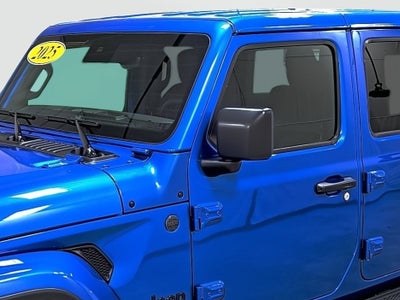 2025 Jeep Wrangler 4-Door Sahara 4x4