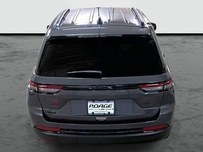 2023 Jeep Grand Cherokee Altitude 4x4
