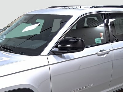 2026 Jeep Grand Cherokee GRAND CHEROKEE LAREDO X 4X4