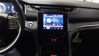 2026 Jeep Grand Cherokee GRAND CHEROKEE LAREDO X 4X4