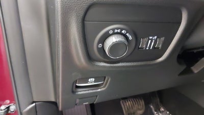 2026 Jeep Grand Cherokee GRAND CHEROKEE LAREDO X 4X4