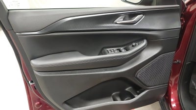 2026 Jeep Grand Cherokee GRAND CHEROKEE LAREDO X 4X4