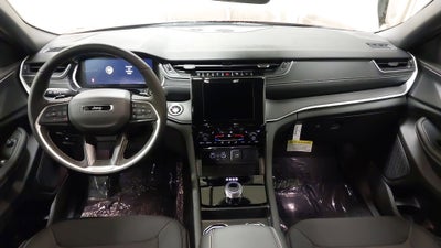 2026 Jeep Grand Cherokee GRAND CHEROKEE LAREDO X 4X4