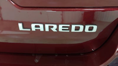 2026 Jeep Grand Cherokee GRAND CHEROKEE LAREDO X 4X4