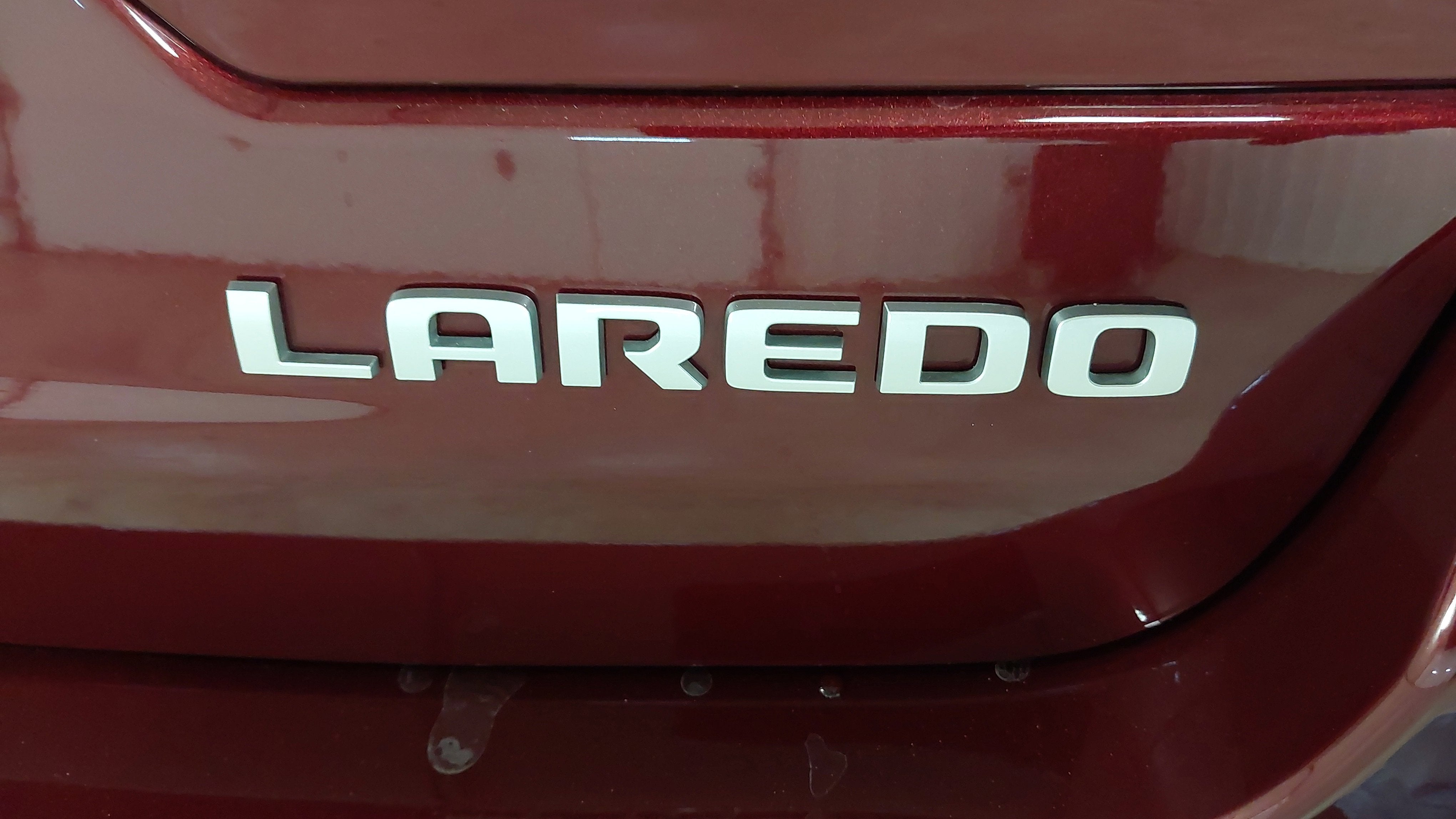 2026 Jeep Grand Cherokee GRAND CHEROKEE LAREDO X 4X4