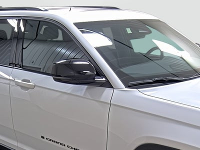 2027 Jeep Grand Cherokee GRAND CHEROKEE LAREDO ALTITUDE 4X4