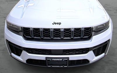 2027 Jeep Grand Cherokee GRAND CHEROKEE LAREDO ALTITUDE 4X4