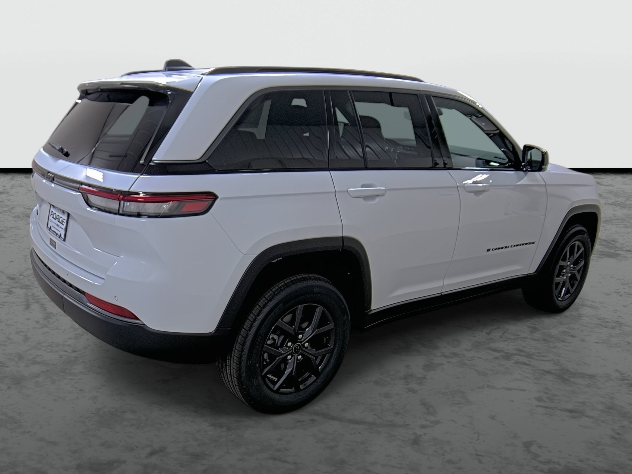 2027 Jeep Grand Cherokee GRAND CHEROKEE LAREDO ALTITUDE 4X4