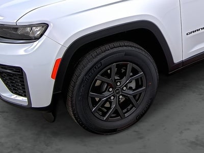 2027 Jeep Grand Cherokee GRAND CHEROKEE LAREDO ALTITUDE 4X4