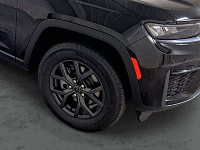 2027 Jeep Grand Cherokee GRAND CHEROKEE LAREDO ALTITUDE 4X4