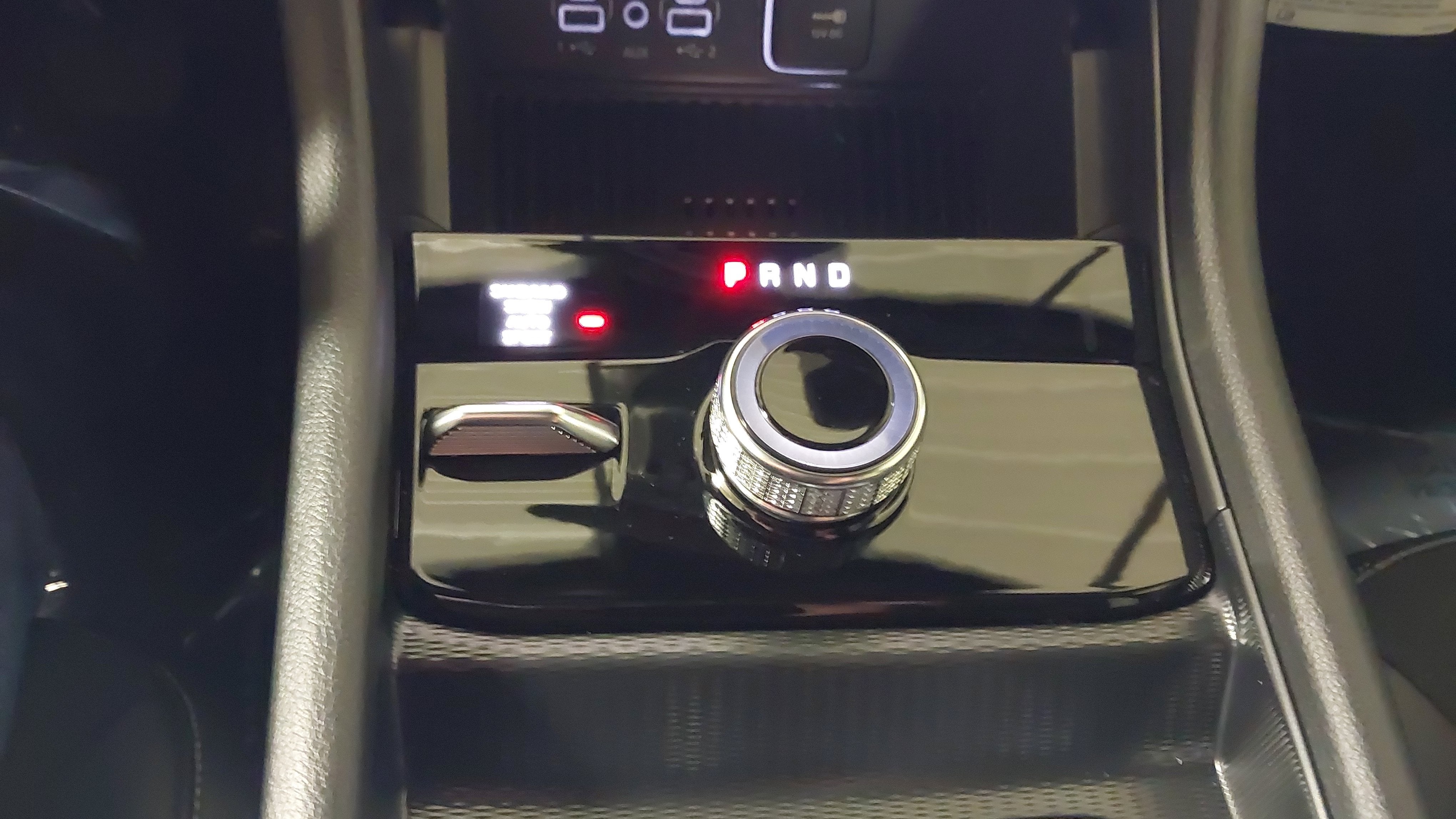 2027 Jeep Grand Cherokee GRAND CHEROKEE LAREDO ALTITUDE 4X4