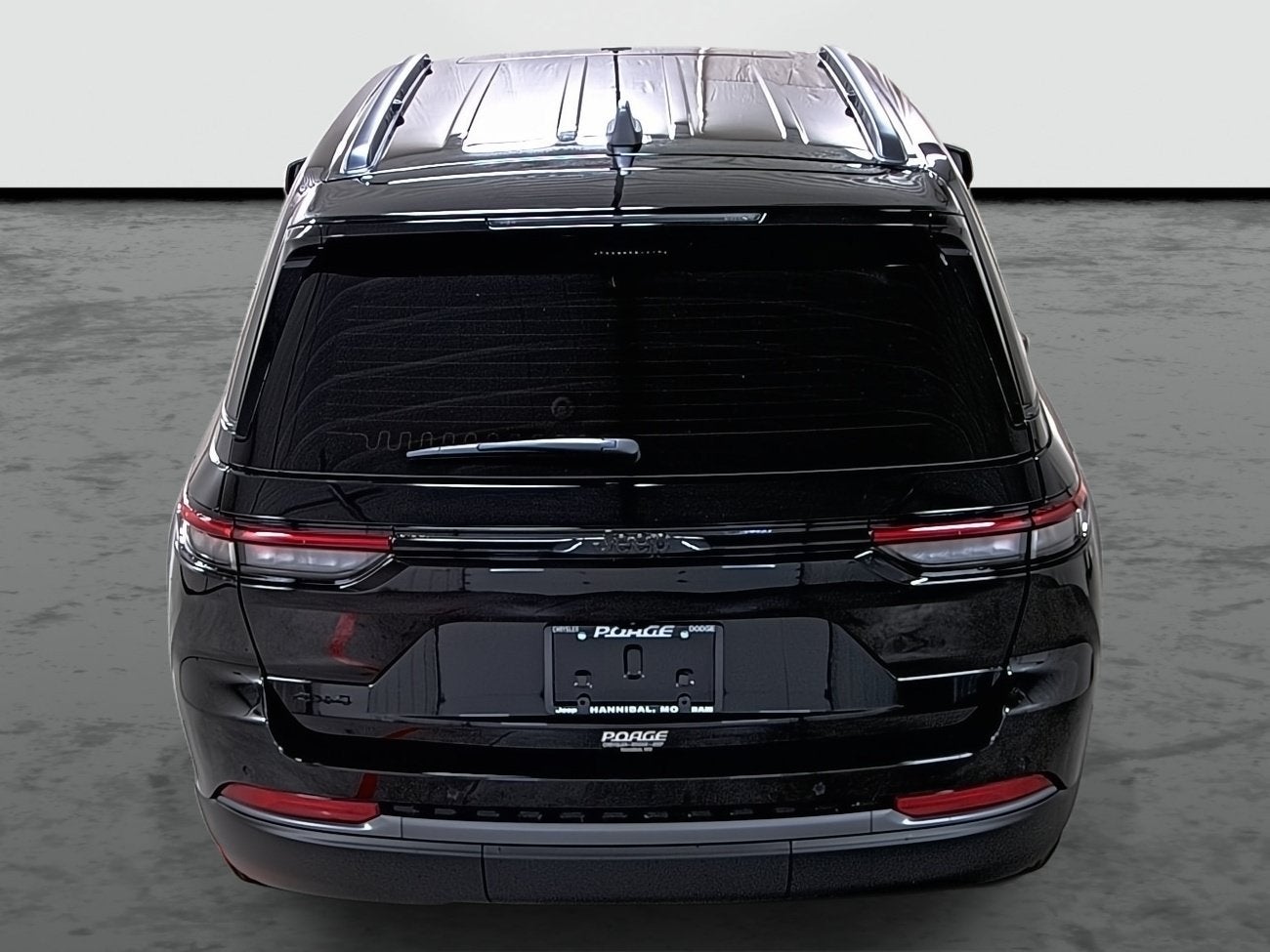 2027 Jeep Grand Cherokee GRAND CHEROKEE LAREDO ALTITUDE 4X4