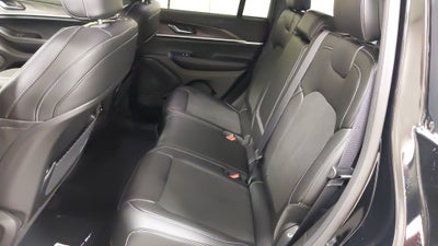 2027 Jeep Grand Cherokee GRAND CHEROKEE LAREDO ALTITUDE 4X4
