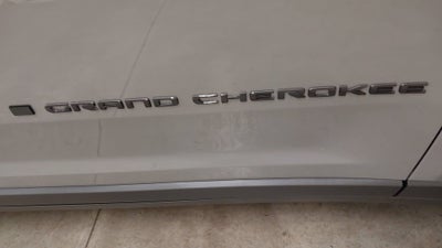 2027 Jeep Grand Cherokee GRAND CHEROKEE LAREDO ALTITUDE 4X4