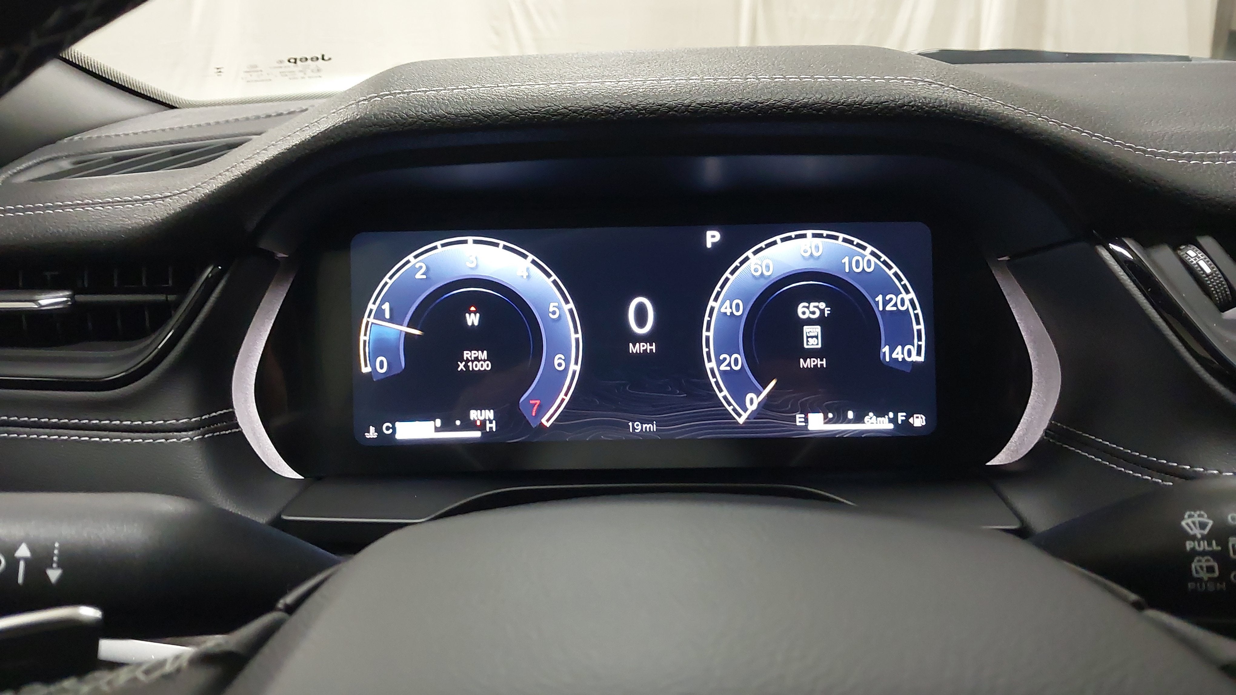 2027 Jeep Grand Cherokee GRAND CHEROKEE LAREDO ALTITUDE 4X4
