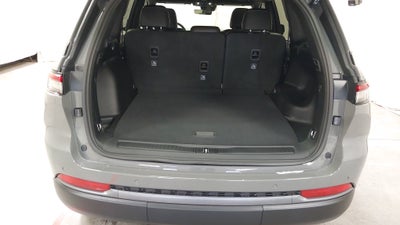 2027 Jeep Grand Cherokee GRAND CHEROKEE LAREDO ALTITUDE 4X4