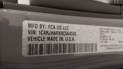 2027 Jeep Grand Cherokee GRAND CHEROKEE LAREDO ALTITUDE 4X4