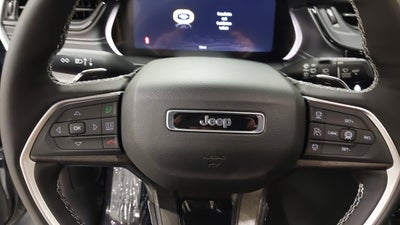 2027 Jeep Grand Cherokee GRAND CHEROKEE LAREDO ALTITUDE 4X4