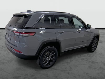 2027 Jeep Grand Cherokee GRAND CHEROKEE LAREDO ALTITUDE 4X4