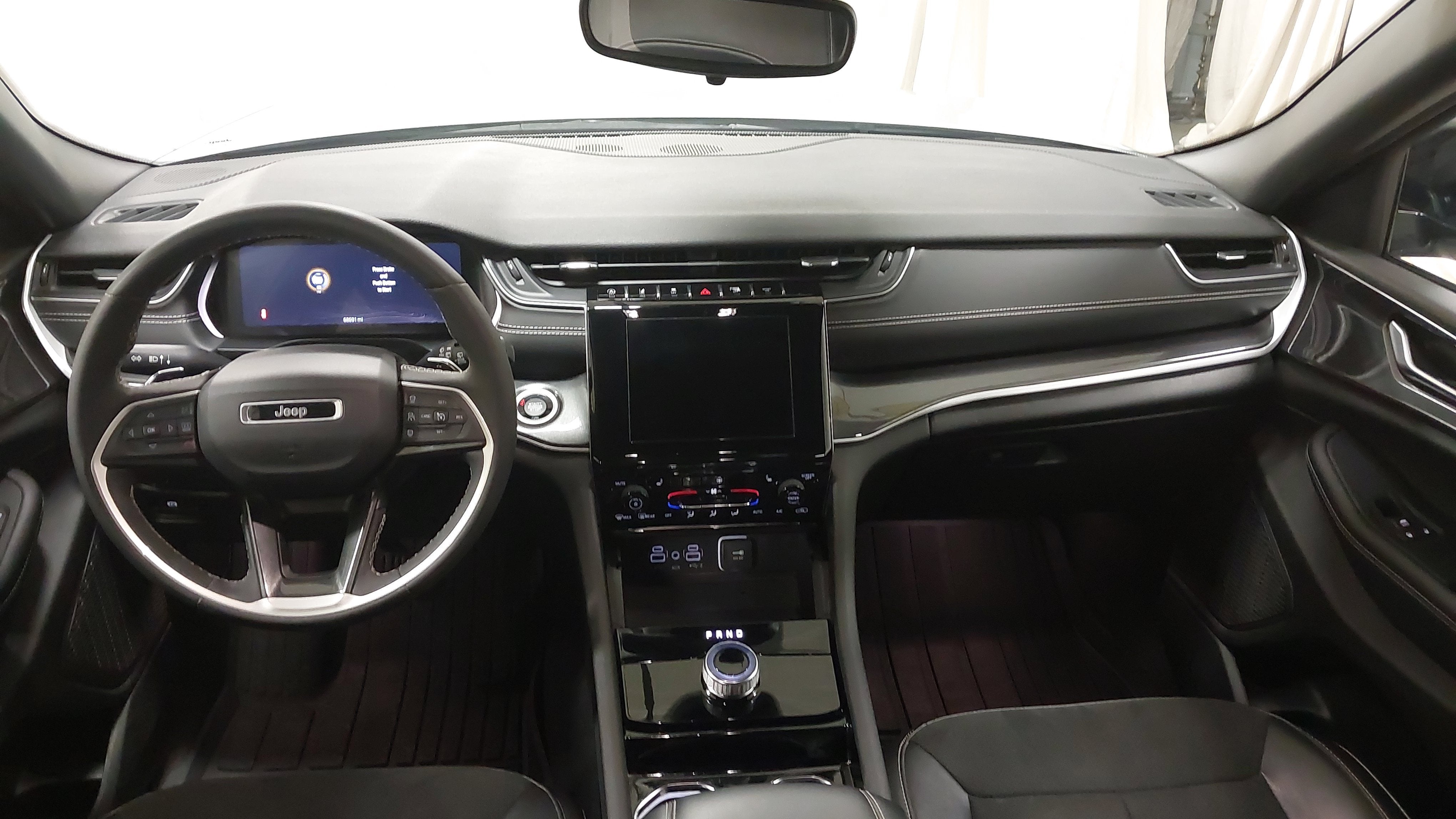 2023 Jeep Grand Cherokee L Altitude 4x4