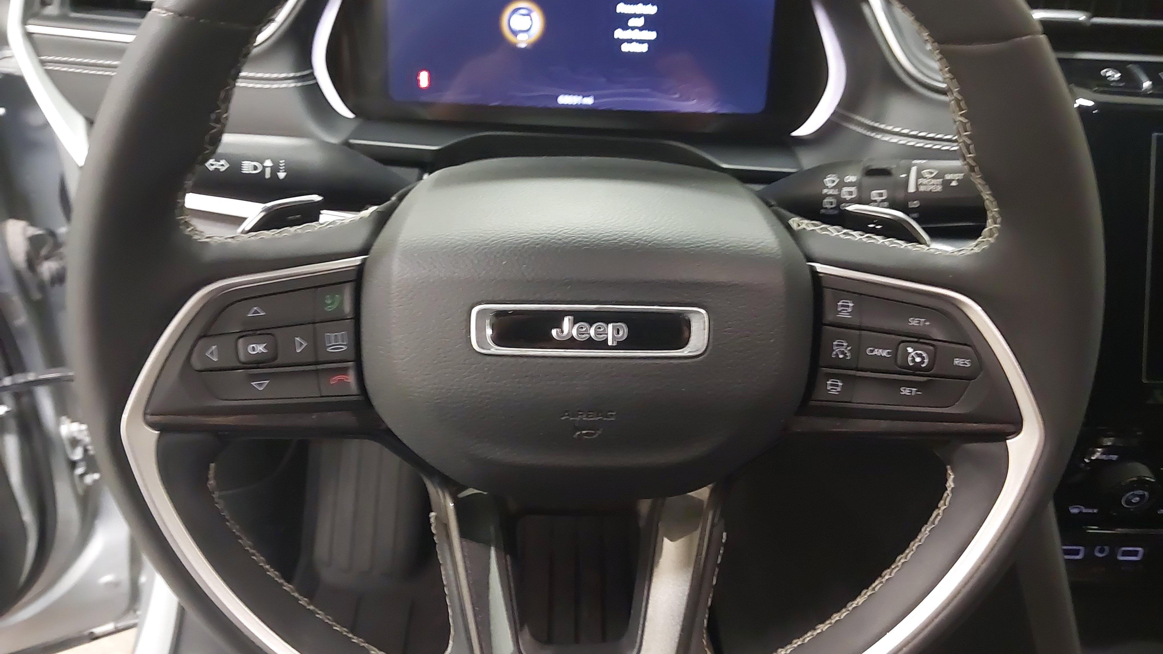 2023 Jeep Grand Cherokee L Altitude 4x4
