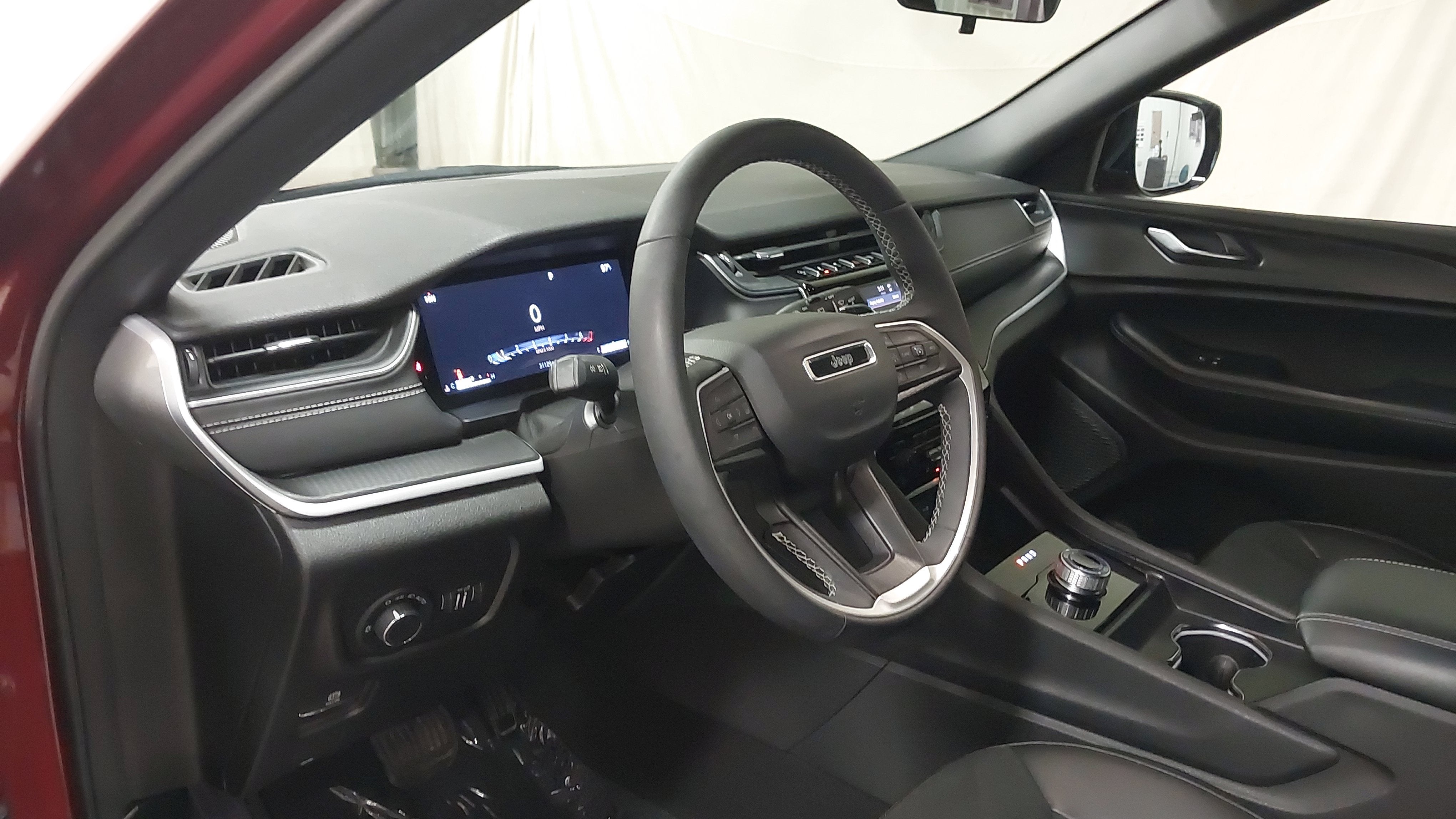 2025 Jeep Grand Cherokee L Altitude 4x4