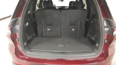 2025 Jeep Grand Cherokee L Altitude 4x4