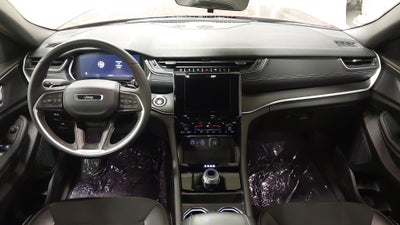 2025 Jeep Grand Cherokee L Altitude 4x4