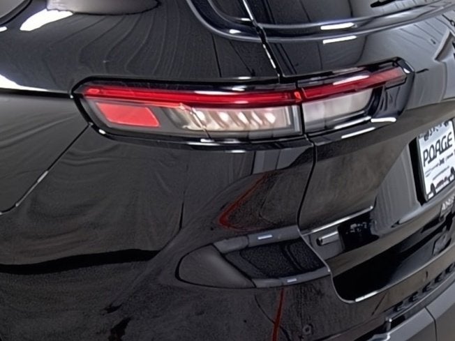 2022 Jeep Grand Cherokee L Altitude 4x4