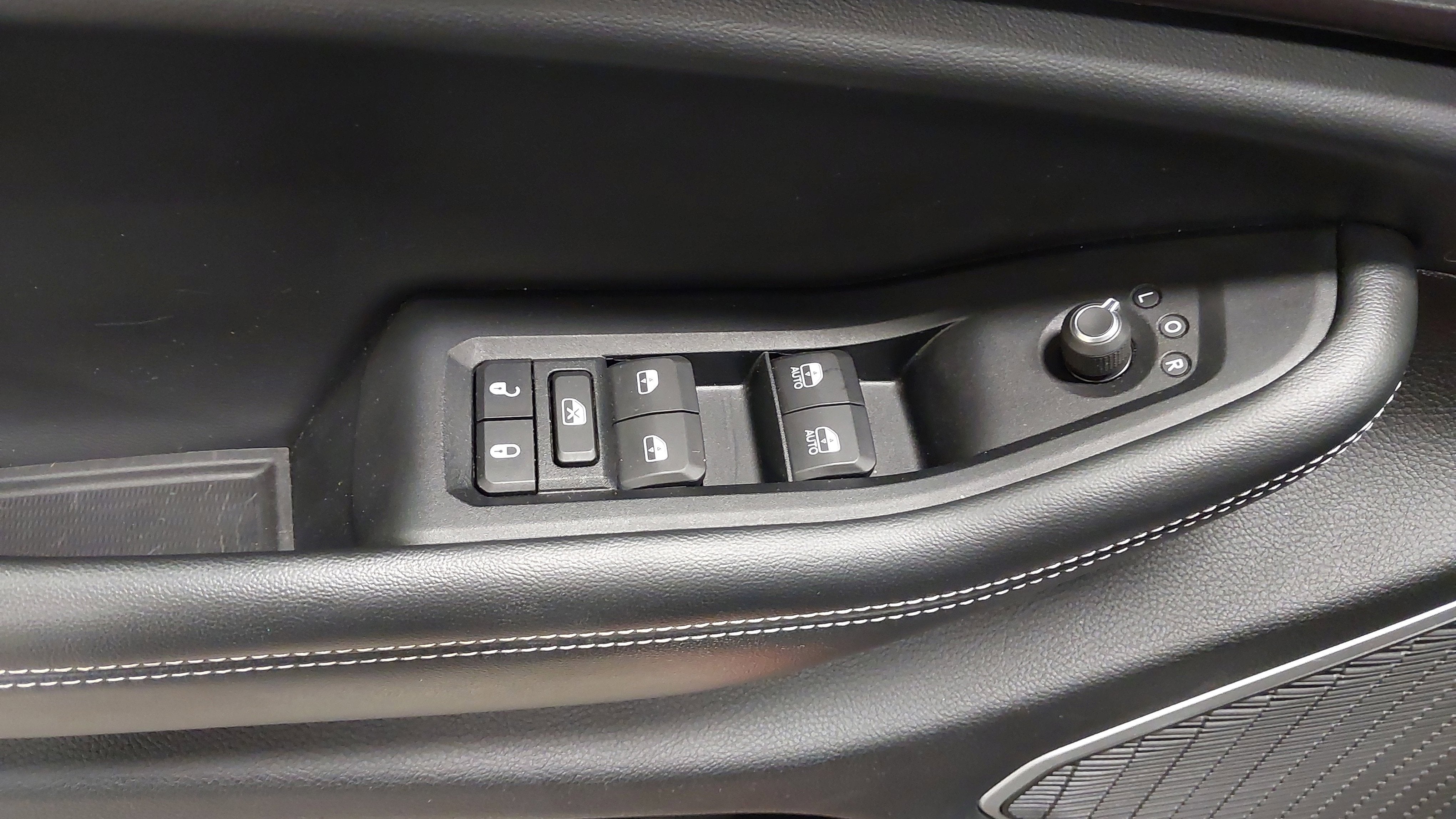 2022 Jeep Grand Cherokee L Altitude 4x4