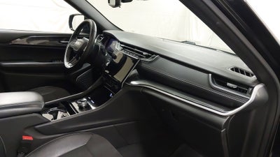 2022 Jeep Grand Cherokee L Altitude 4x4
