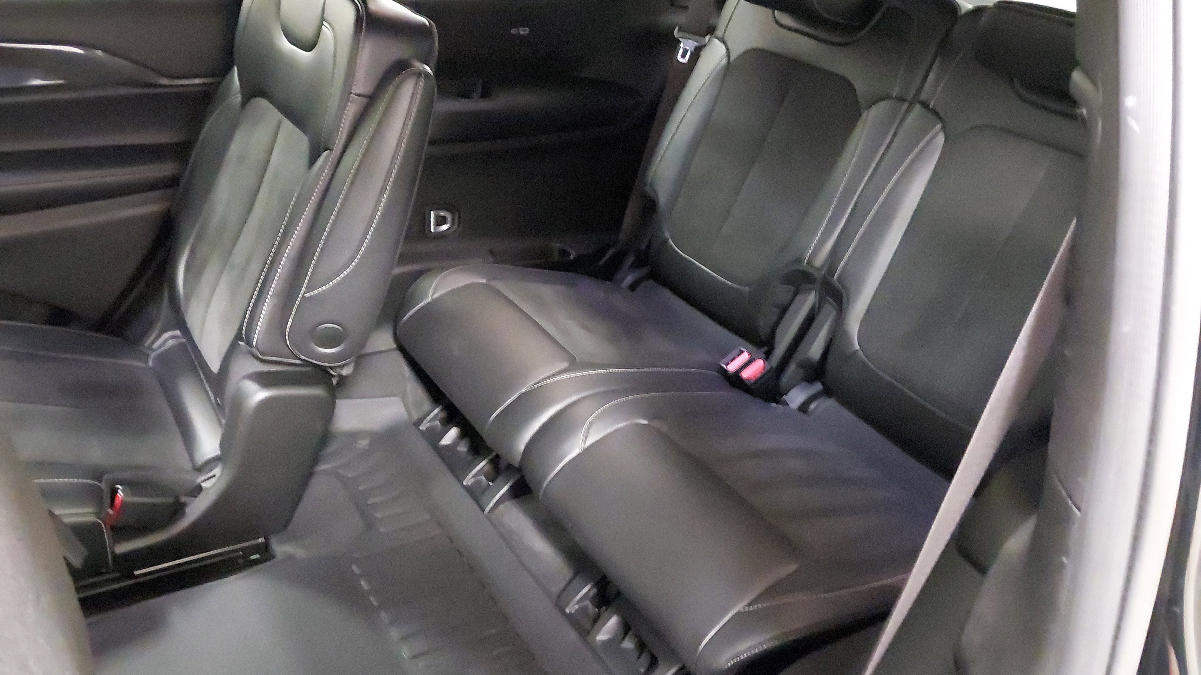 2022 Jeep Grand Cherokee L Altitude 4x4