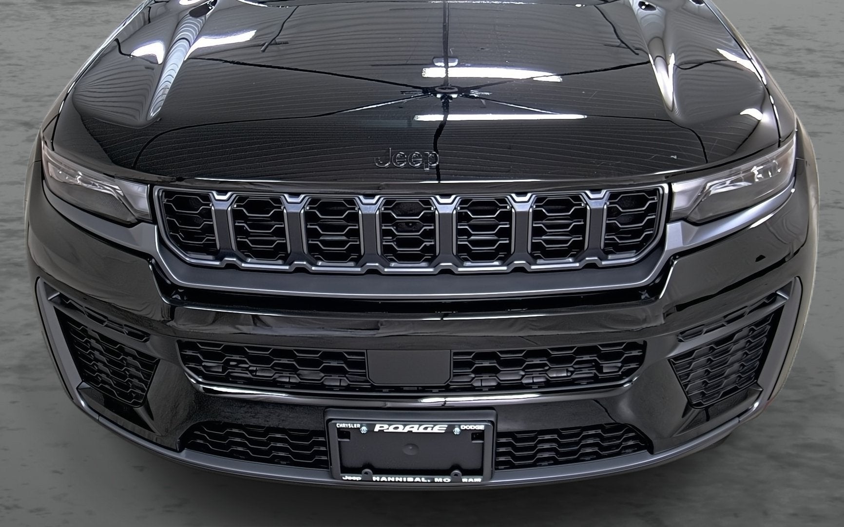 2027 Jeep Grand Cherokee GRAND CHEROKEE L LAREDO ALTITUDE 4X4