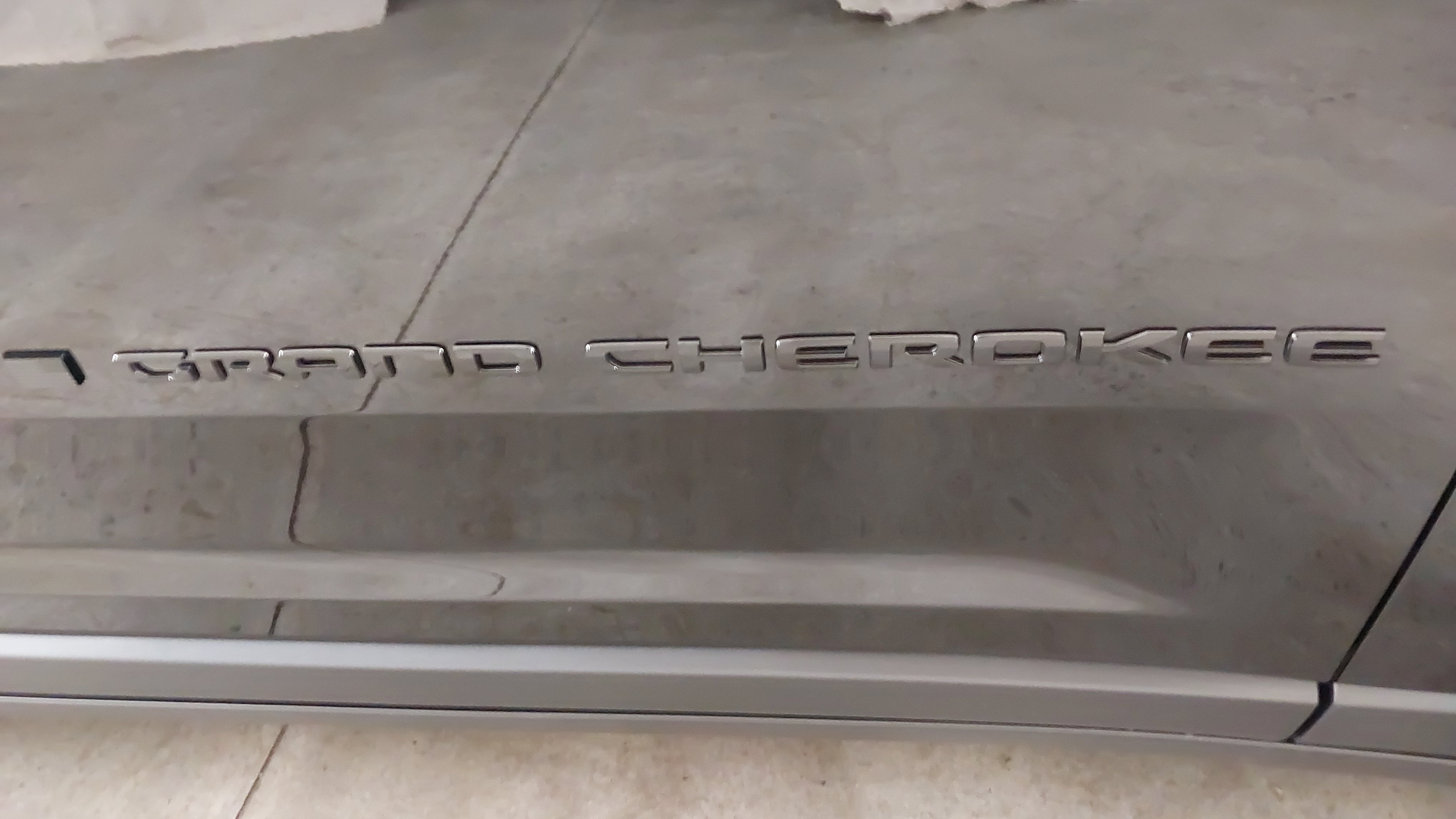 2027 Jeep Grand Cherokee GRAND CHEROKEE L LAREDO ALTITUDE 4X4