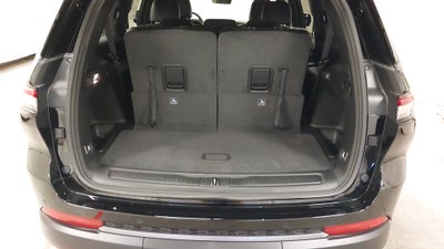 2027 Jeep Grand Cherokee GRAND CHEROKEE L LAREDO ALTITUDE 4X4
