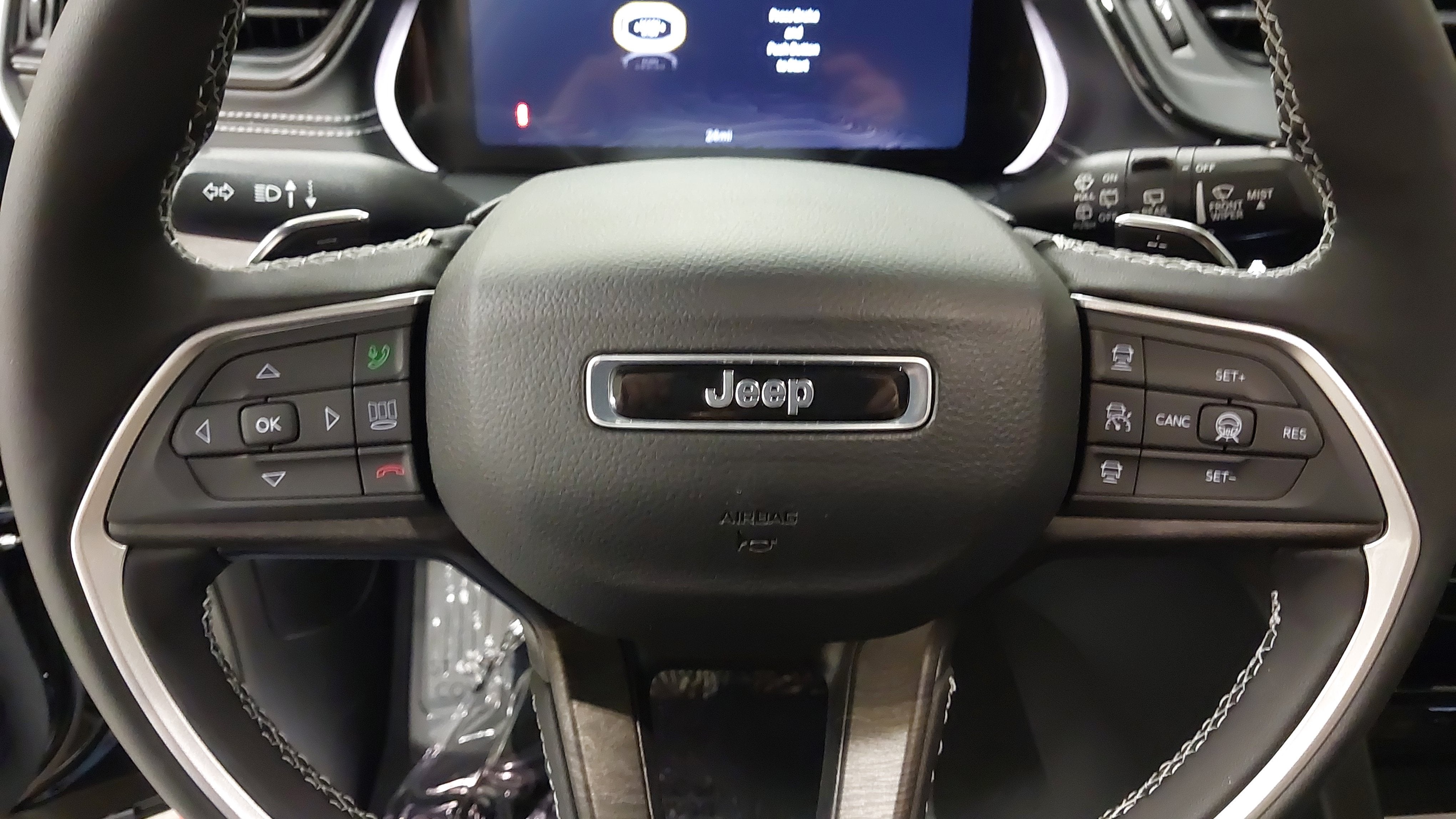 2027 Jeep Grand Cherokee GRAND CHEROKEE L LAREDO ALTITUDE 4X4