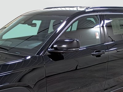 2027 Jeep Grand Cherokee GRAND CHEROKEE L LAREDO ALTITUDE 4X4