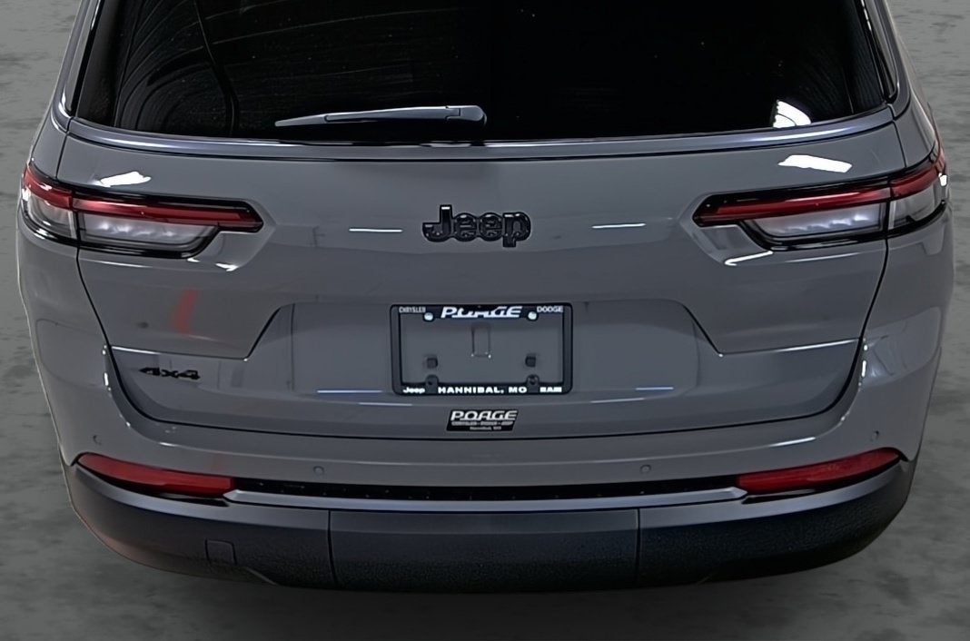2027 Jeep Grand Cherokee GRAND CHEROKEE L LAREDO ALTITUDE 4X4