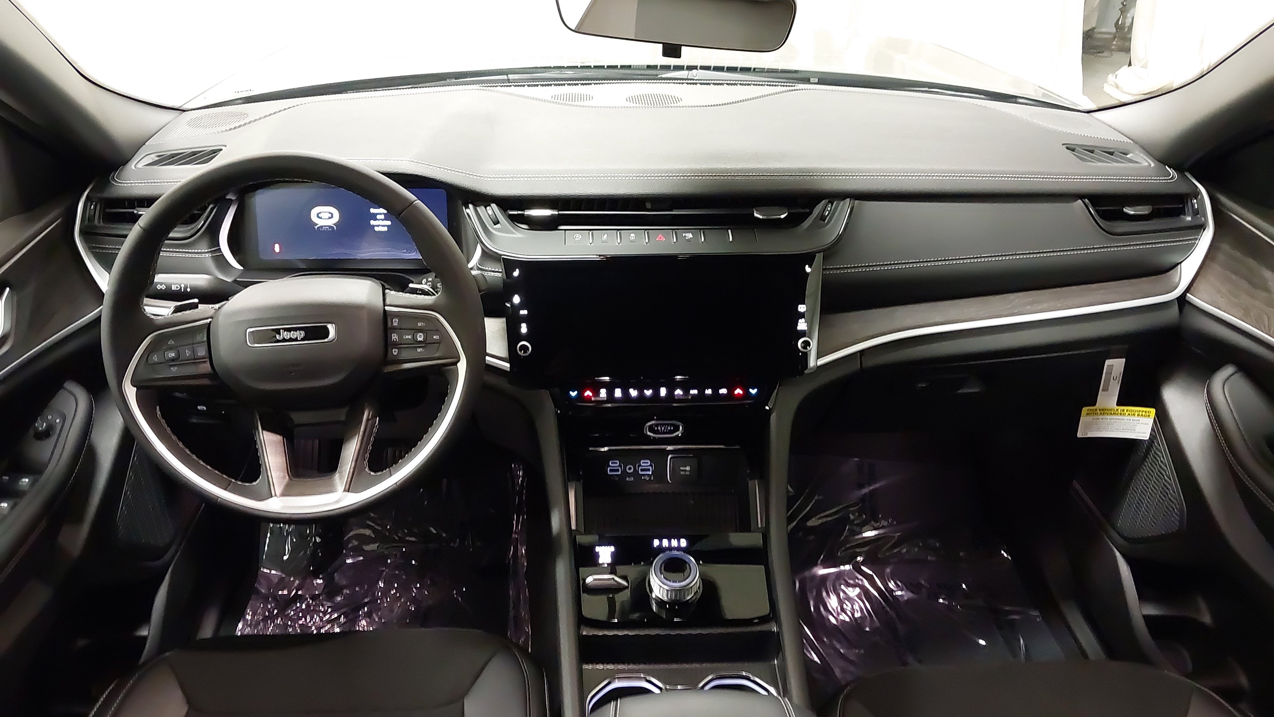 2027 Jeep Grand Cherokee GRAND CHEROKEE L LAREDO ALTITUDE 4X4