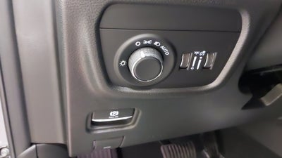 2027 Jeep Grand Cherokee GRAND CHEROKEE L LAREDO ALTITUDE 4X4