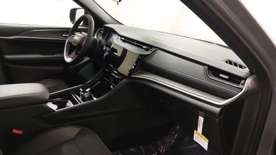 2027 Jeep Grand Cherokee GRAND CHEROKEE L LAREDO ALTITUDE 4X4