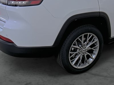 2027 Jeep Grand Cherokee GRAND CHEROKEE L LIMITED 4X4