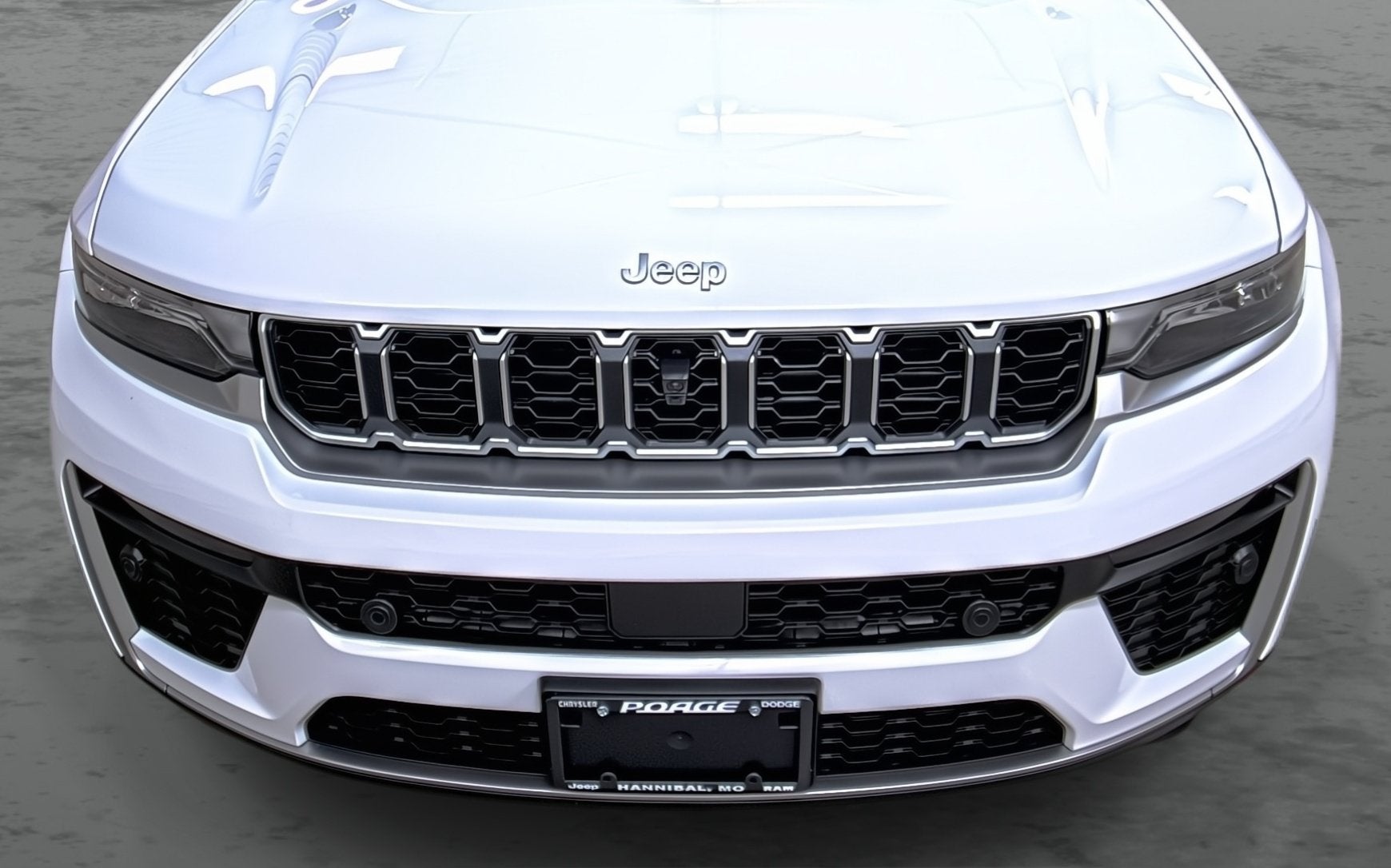 2027 Jeep Grand Cherokee GRAND CHEROKEE L LIMITED 4X4