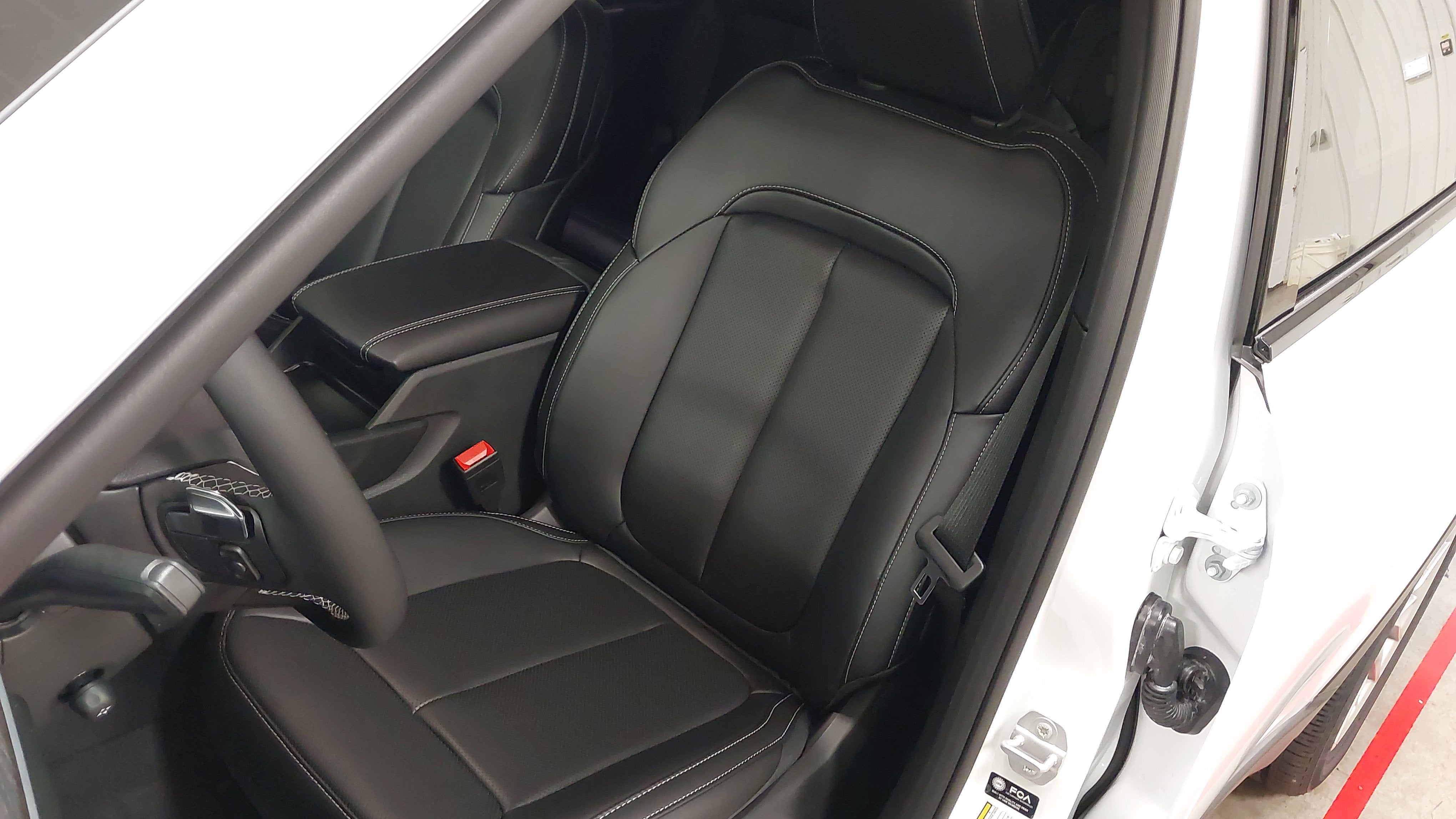 2027 Jeep Grand Cherokee GRAND CHEROKEE L LIMITED 4X4