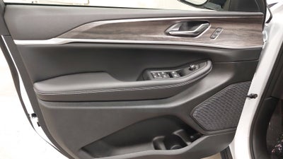 2027 Jeep Grand Cherokee GRAND CHEROKEE L LIMITED 4X4