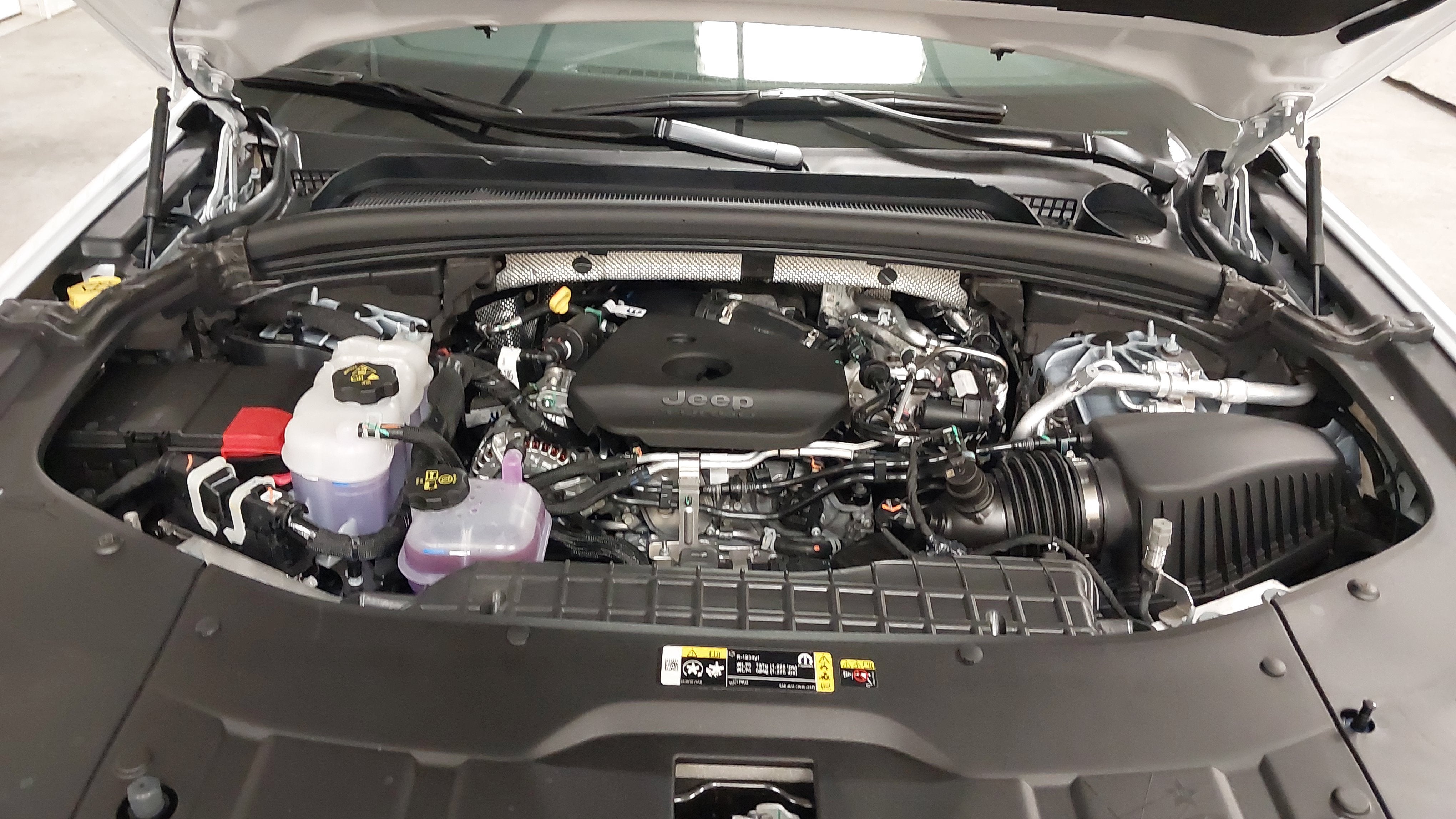 2027 Jeep Grand Cherokee GRAND CHEROKEE L LIMITED 4X4